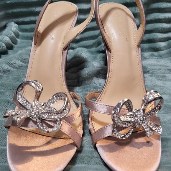 Stiletto slingbacks from Vertundy. New in Box. Size 8. - Picture 9 of 12